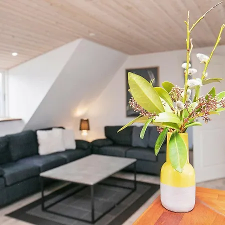 6 Person Holiday In S By Appartement