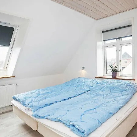 6 Person Holiday In S By